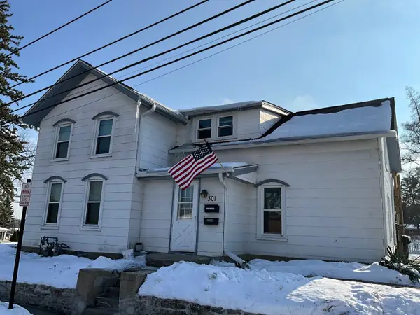 Address Withheld By Seller, South Elgin, IL 60177