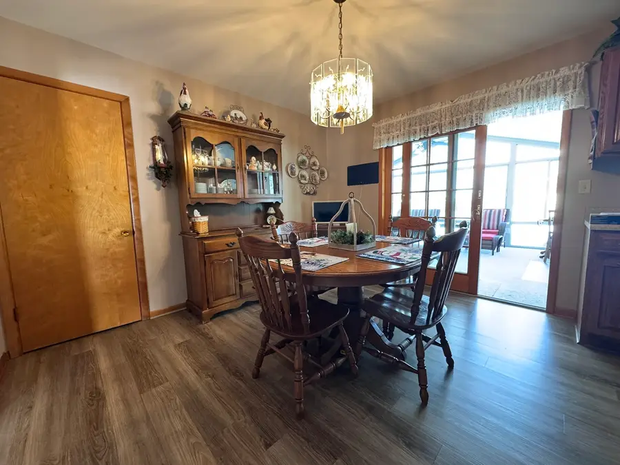 918 E Lefevre Avenue, Gibson City, IL 60936 - Image #3