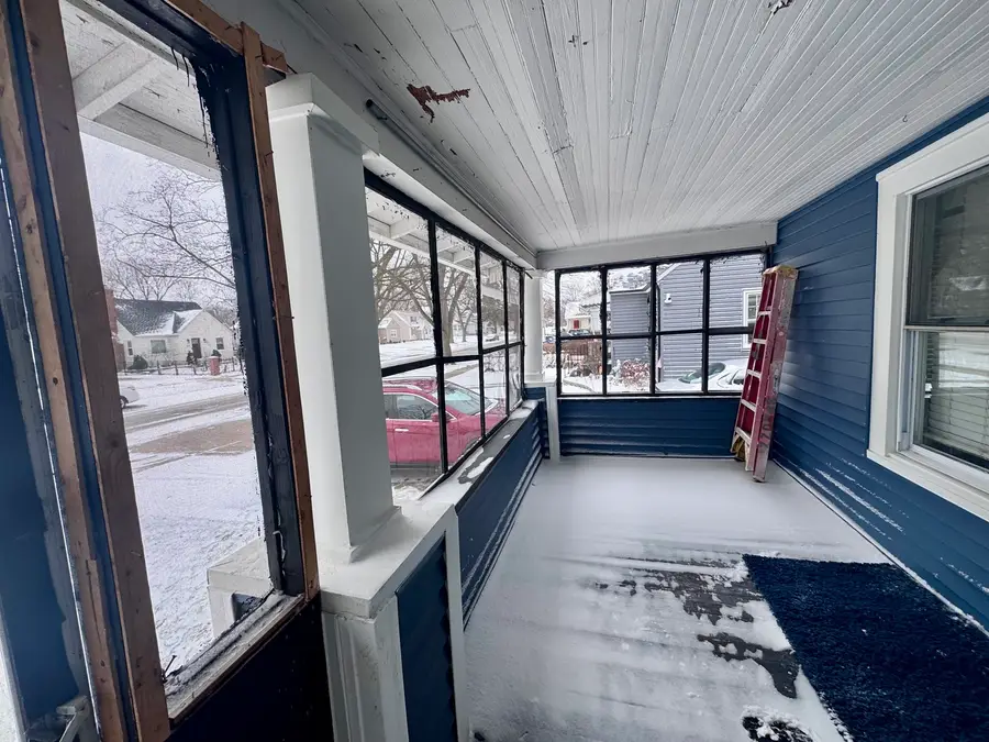 807 Spruce Street, Aurora, IL 60506 - Image #3