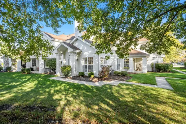 1320 Georgetown Drive, Batavia, IL 60510