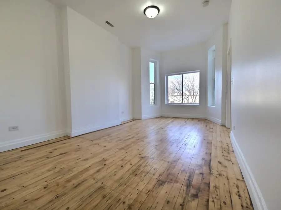 3619 W 5th Avenue, Chicago, IL 60624 - Image #2