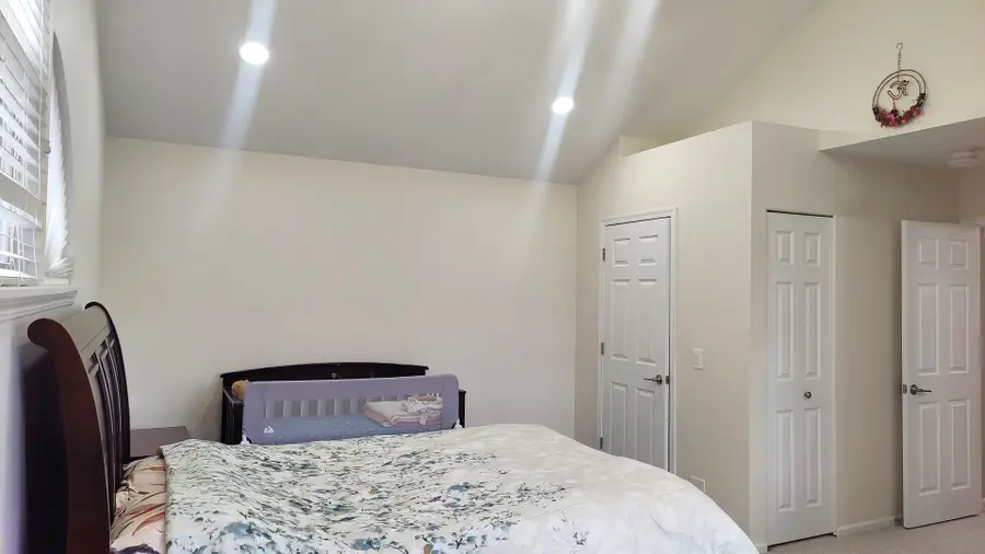 138 White Branch Court S, Schaumburg, IL 60194 - Image #3