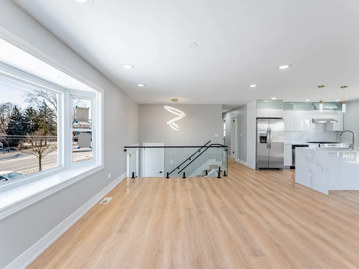 1116 S Busse Road, Mount Prospect, IL 60056 - Image #1