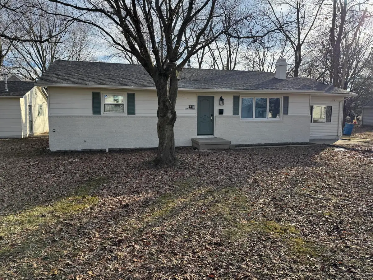 281 E Sprague Street, Bement, IL 61813 - Image #1