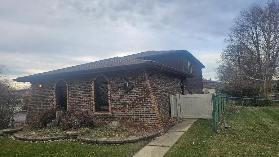 1048 E 194th Place, Glenwood, IL 60425 - Image #2