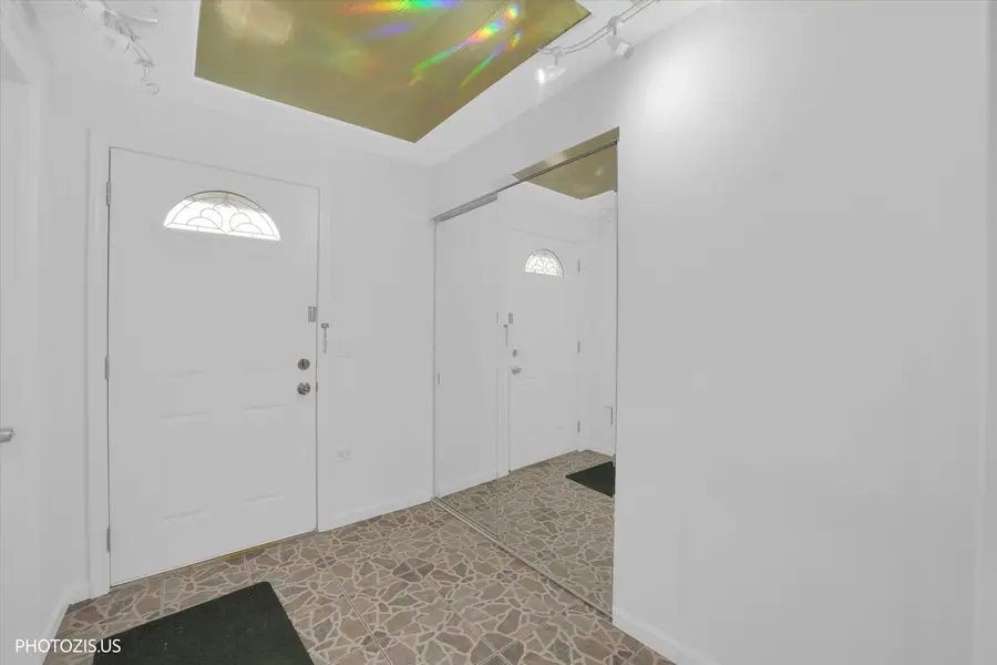 533 Lyon Drive, Buffalo Grove, IL 60089 - Image #3