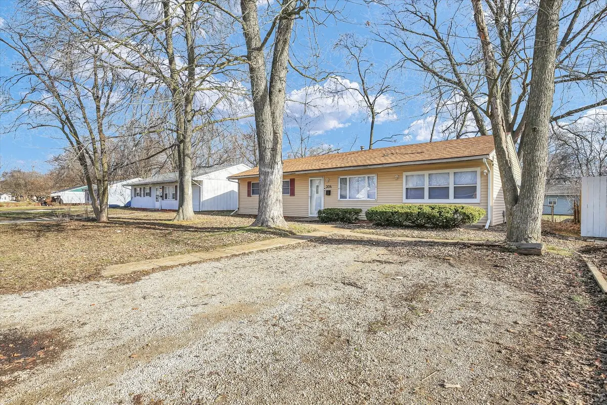 304 Dodson Drive S, Urbana, IL 61802 - Image #1