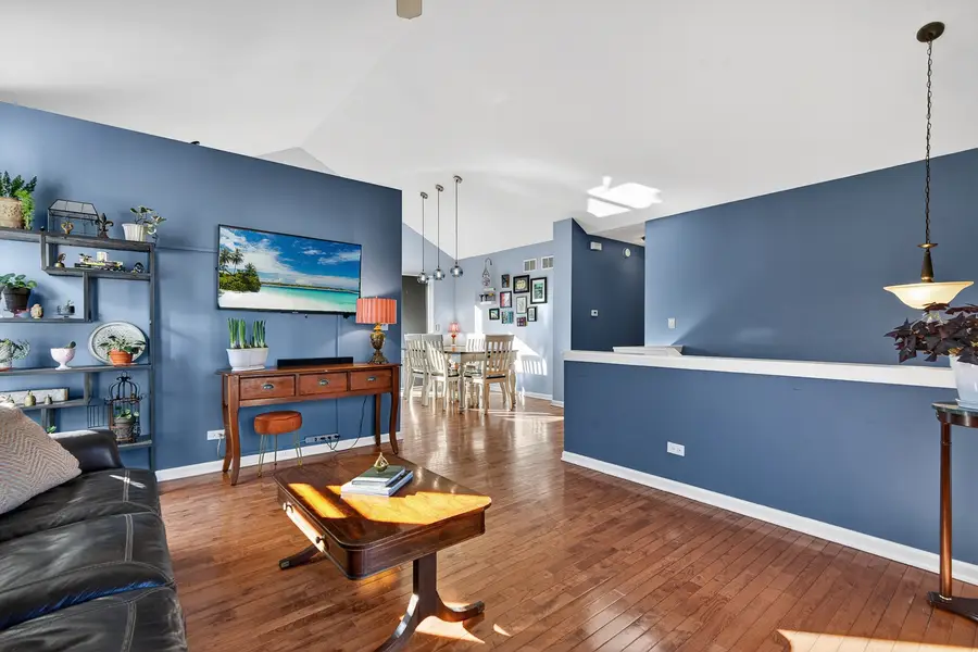 251 Arlington Lane, Grayslake, IL 60030 - Image #3