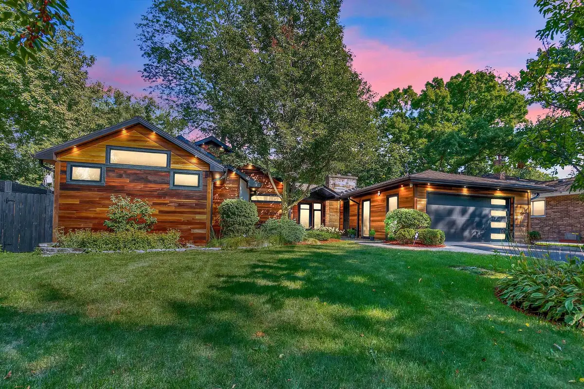 623 Echo Lane, Glenview, IL 60025 - Image #1