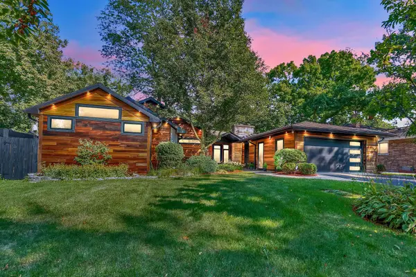 623 Echo Lane, Glenview, IL 60025