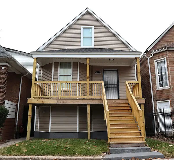 9138 S Essex Avenue, Chicago, IL 60617