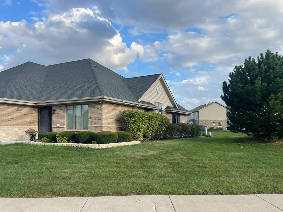 2122 Sky Harbor Drive, New Lenox, IL 60451 - Image #3