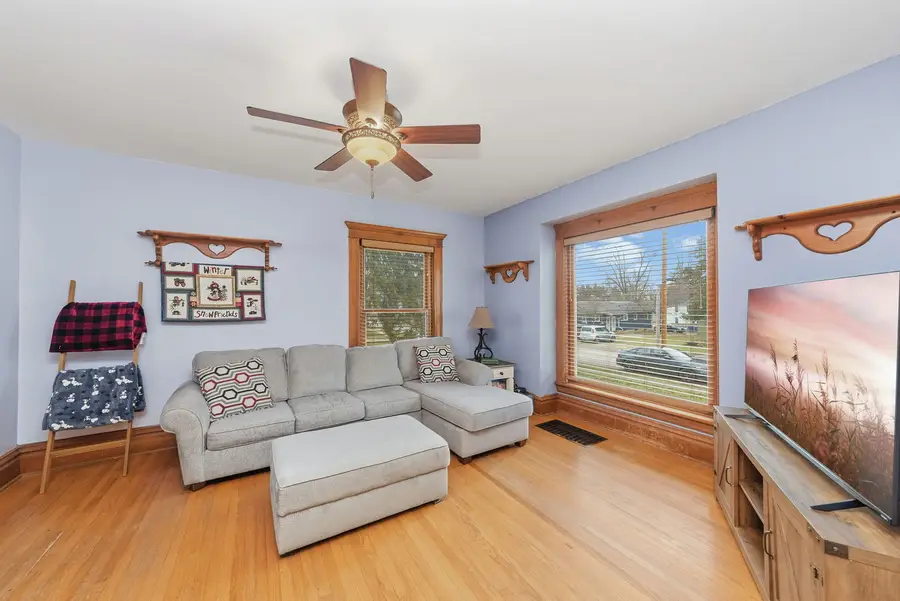 410 W Reader Street, Elburn, IL 60119 - Image #3