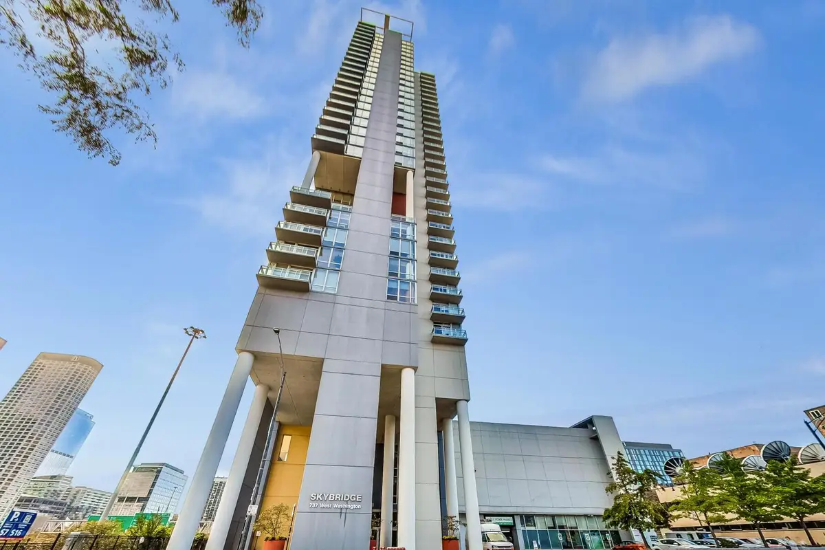 737 W Washington Boulevard #3110, Chicago, IL 60661 - Image #1