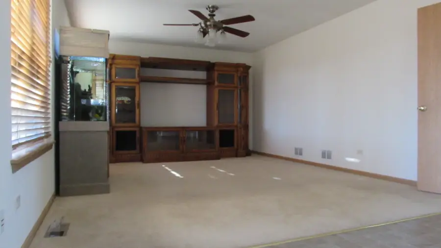 21401 Prestwick Drive, Crest Hill, IL 60403 - Image #3