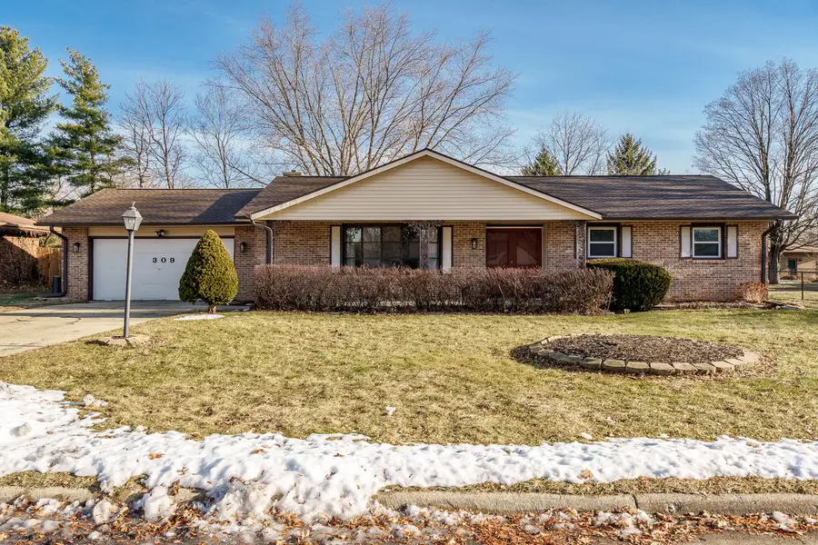 309 Whittemore Drive, South Beloit, IL 61080 - Image #2