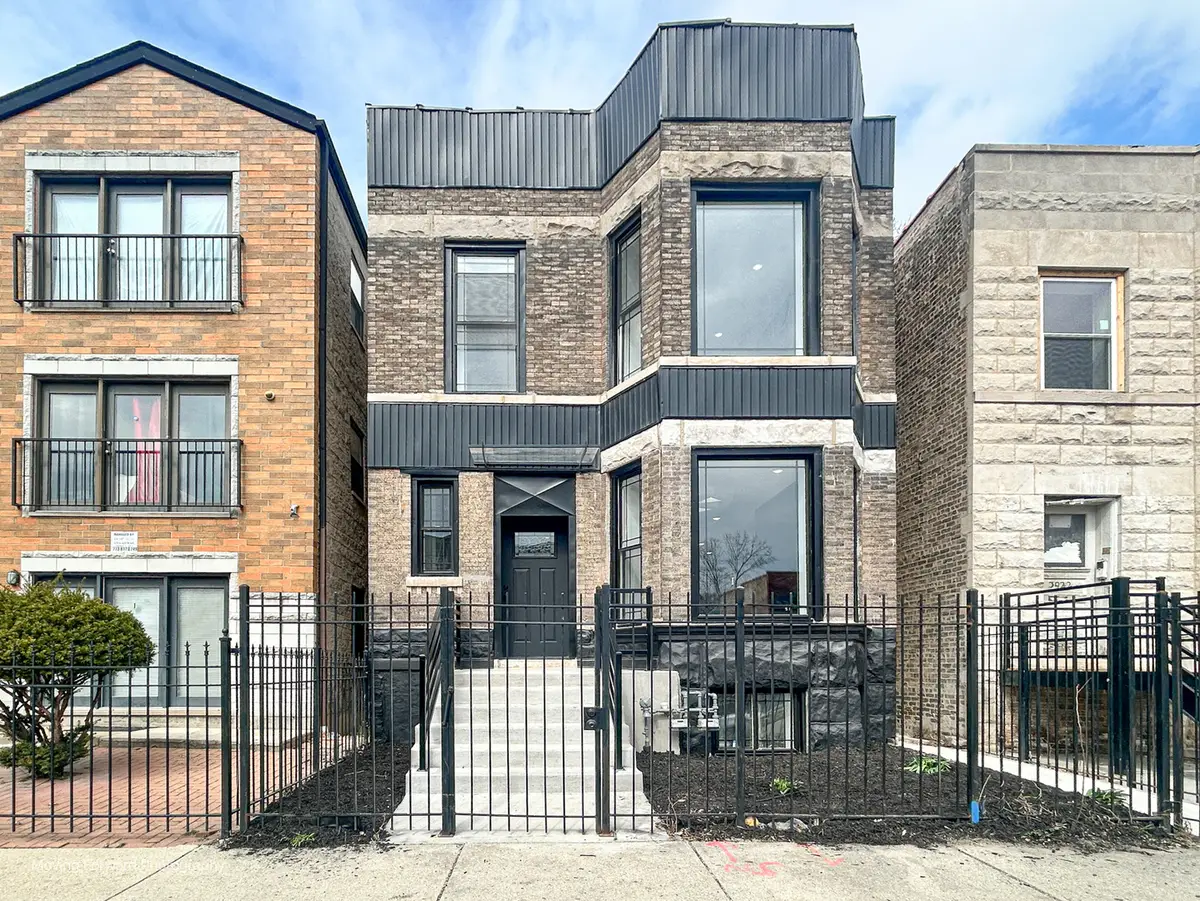 3926 W Arthington Street, Chicago, IL 60624 - Image #1