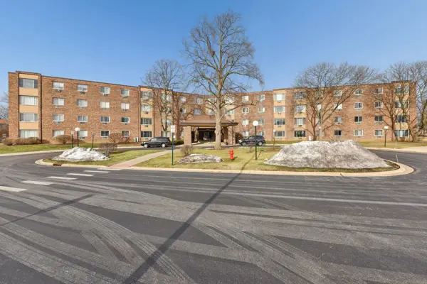 1880 Bonnie Lane #416, Hoffman Estates, IL 60169