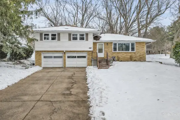 612 Russell Road, DeKalb, IL 60115