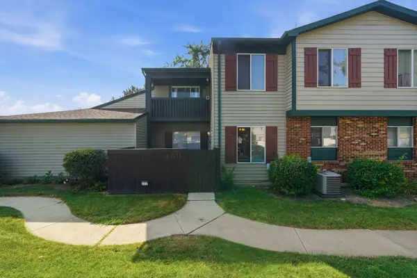 46D Fernwood Drive, Bolingbrook, IL 60440
