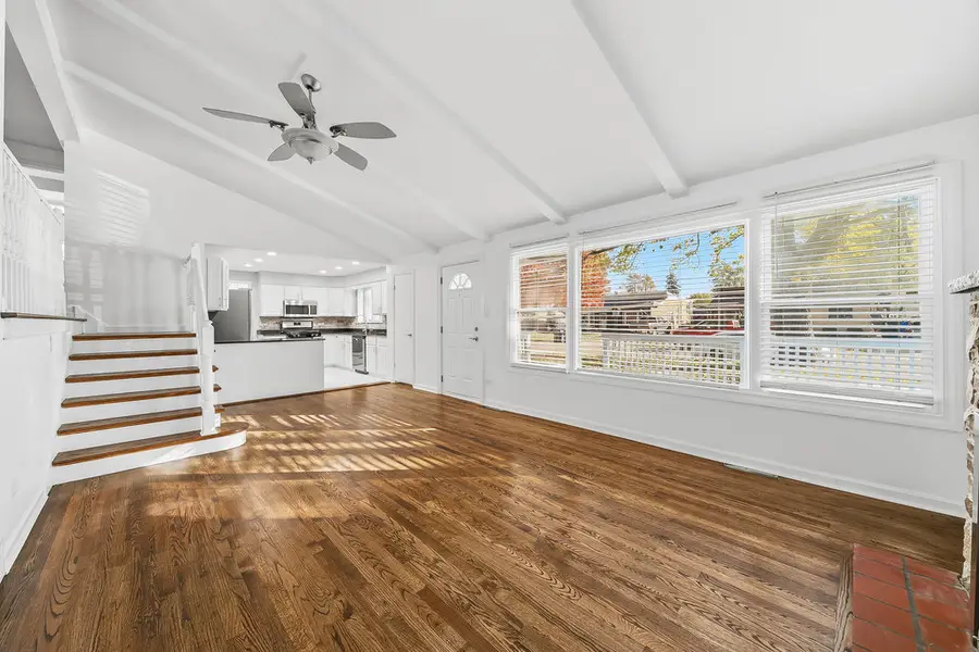 4024 W 106th Street, Oak Lawn, IL 60453 - #3