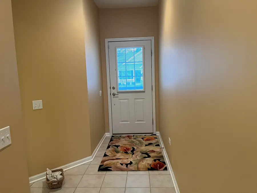 847 Cascade Falls Drive, Elgin, IL 60124 - Image #2