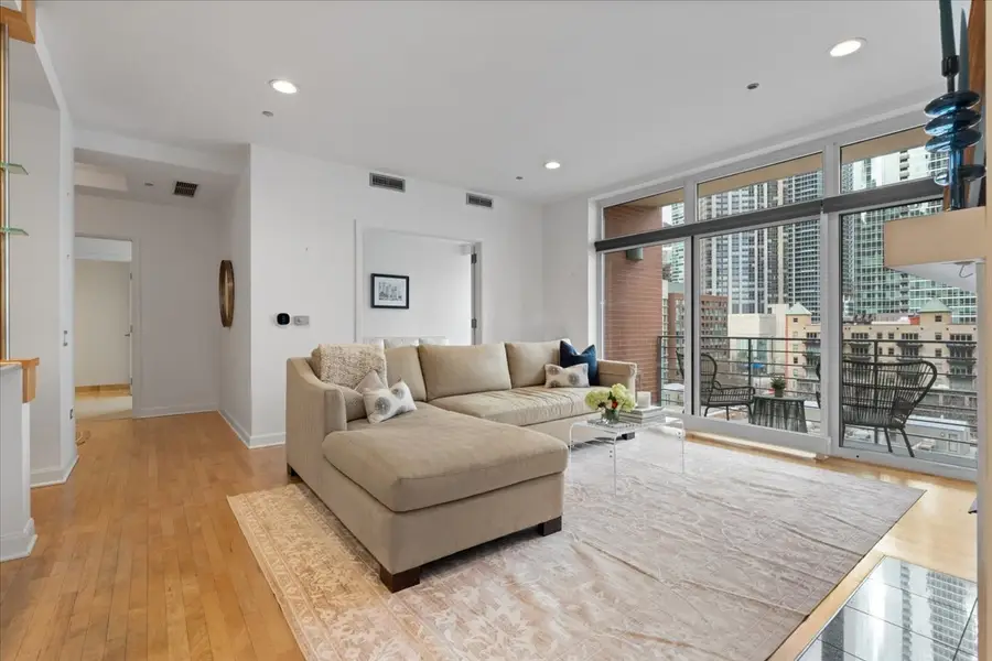 415 E North Water Street #801, Chicago, IL 60611 - Image #3