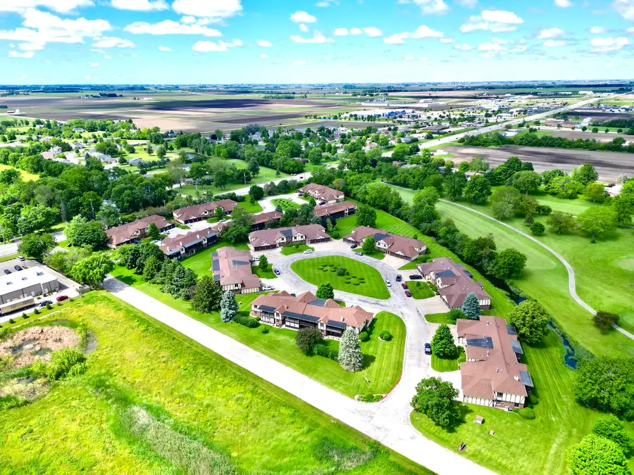 25 Crystal Court #D1, Pontiac, IL 61764 - #3