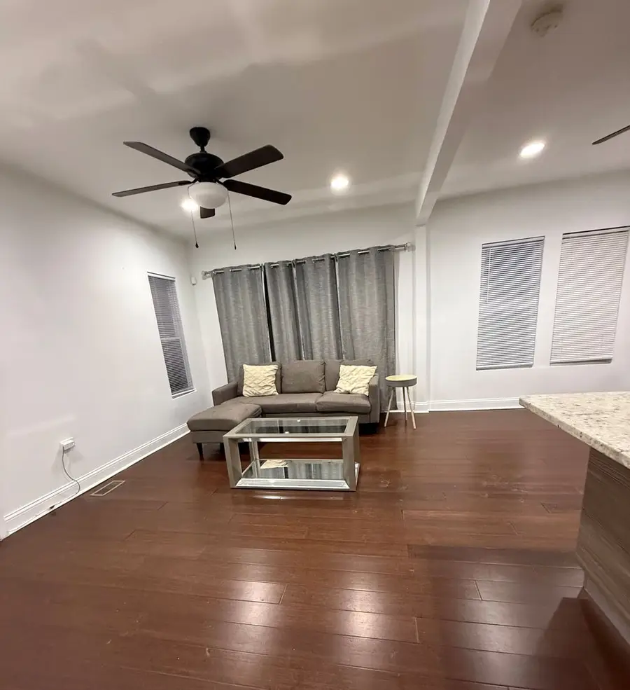 11815 S Hale Avenue, Chicago, IL 60643 - Image #2