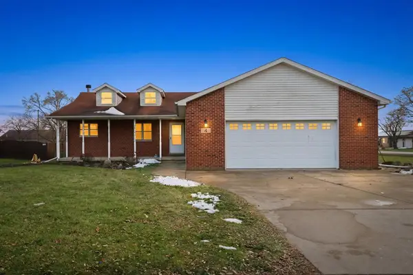 4 Junior Drive, Sandwich, IL 60548