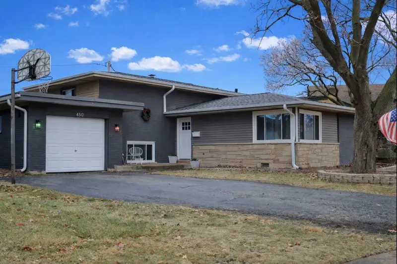 450 E Park Avenue, Elmhurst, IL 60126 - Image #1