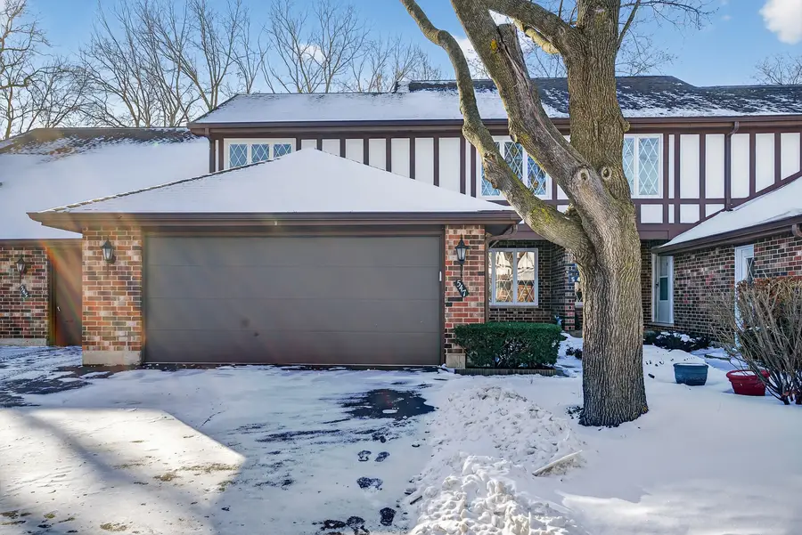 547 Woodmar Lane, Crystal Lake, IL 60014 - Image #3
