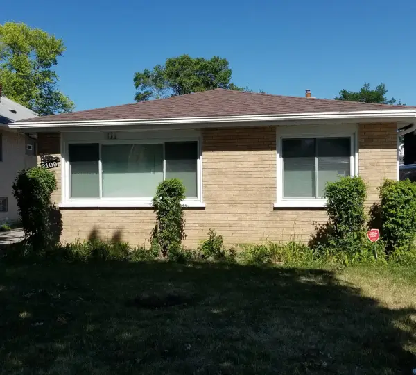 2109 S 12th Avenue, Maywood, IL 60153