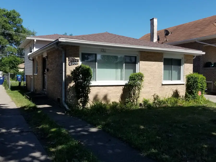 2109 S 12th Avenue, Maywood, IL 60153 - Image #2