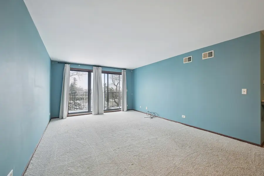 1S150 Spring Road #4K, Oakbrook Terrace, IL 60181 - Image #2