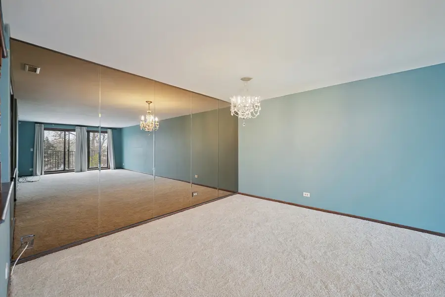 1S150 Spring Road #4K, Oakbrook Terrace, IL 60181 - Image #3