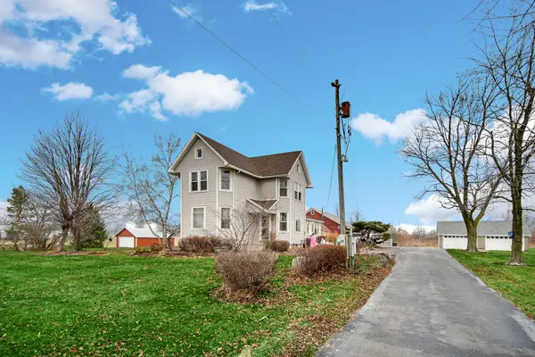 3024 E Brunswick Road, Beecher, IL 60401