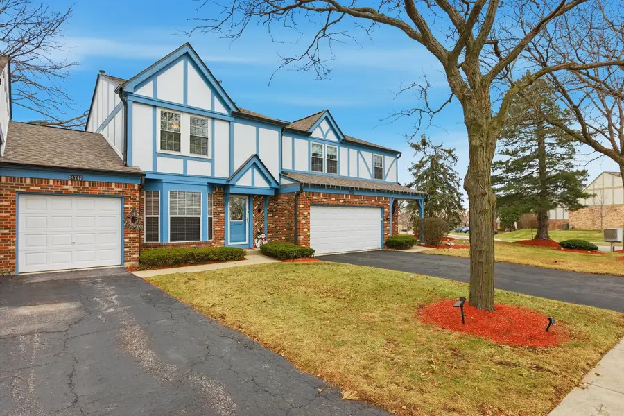 14747 Lakeview Drive, Orland Park, IL 60462 - Image #2