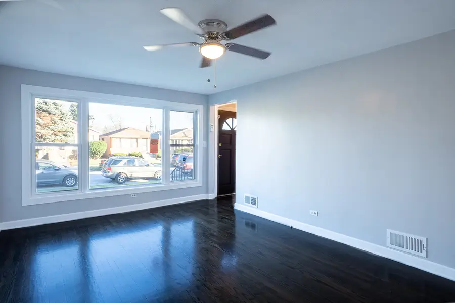 12618 S Justine Street, Calumet Park, IL 60827 - Image #2