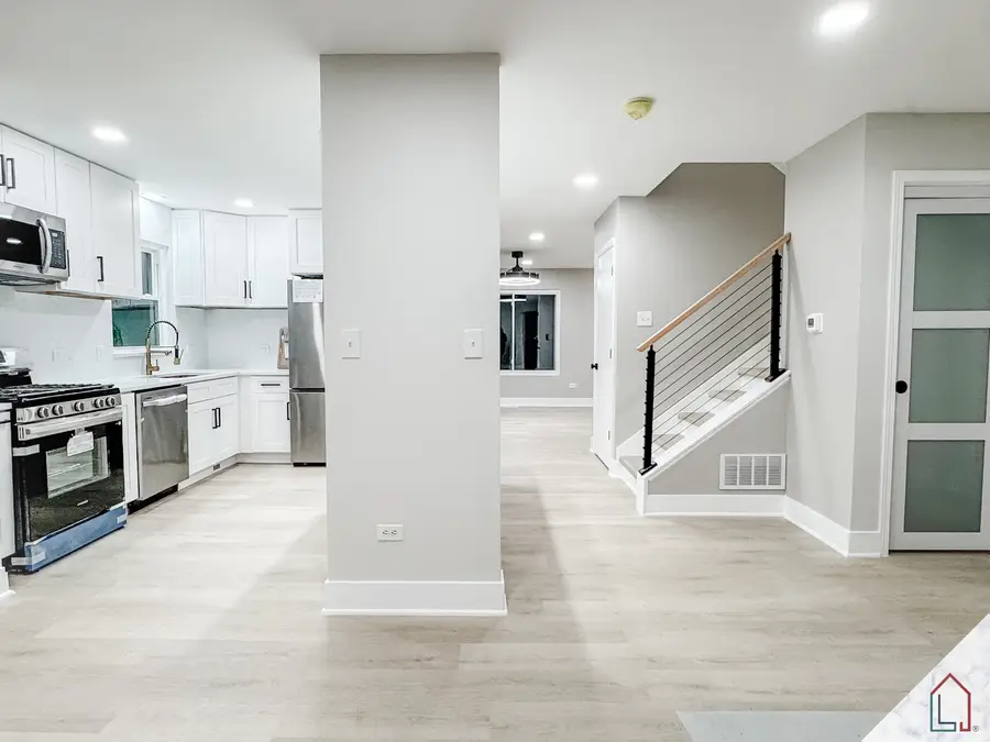 864 Berkshire Place, Crete, IL 60417 - Image #3