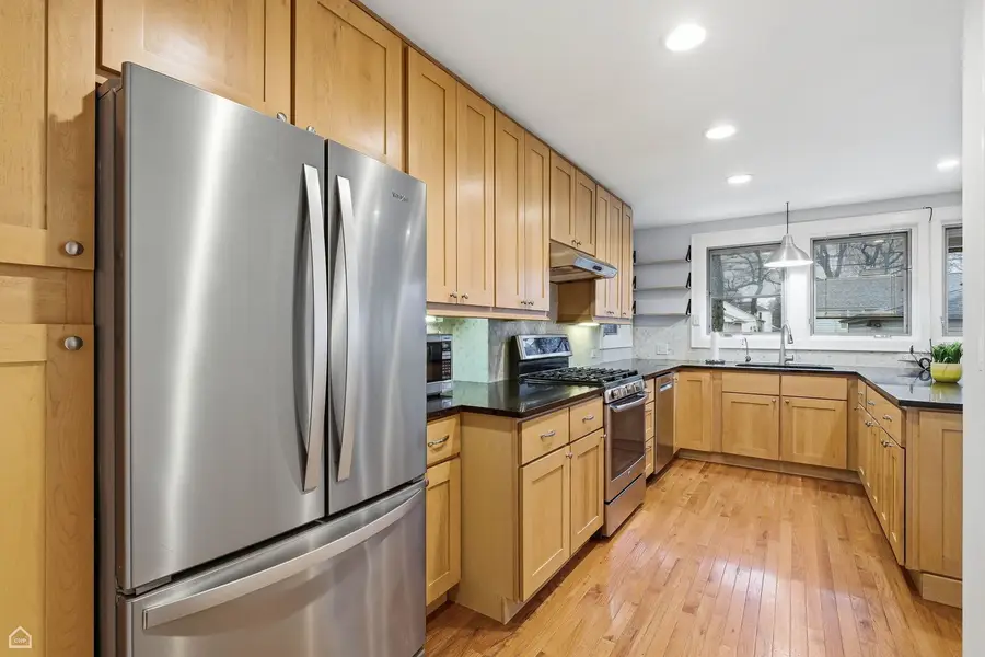 8434 Keystone Avenue, Skokie, IL 60076 - Image #3