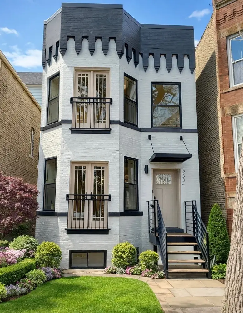 2334 N Oakley Avenue, Chicago, IL 60647 - Image #1