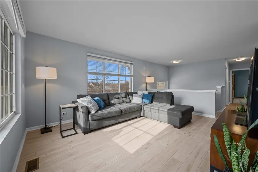 3390 Cameron Drive, Elgin, IL 60124 - Image #2