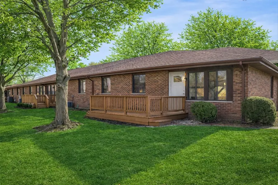 819 Shagbark Road, New Lenox, IL 60451 - Image #2