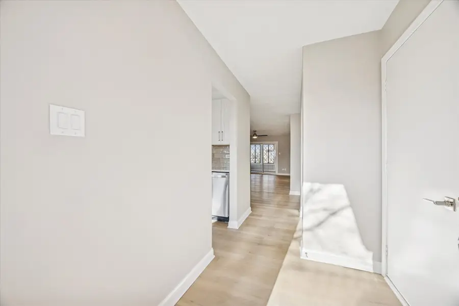 819 Shagbark Road, New Lenox, IL 60451 - Image #3