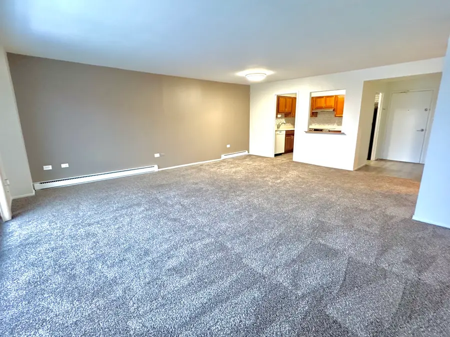 141 N La Grange Road #504, La Grange, IL 60525 - Image #3