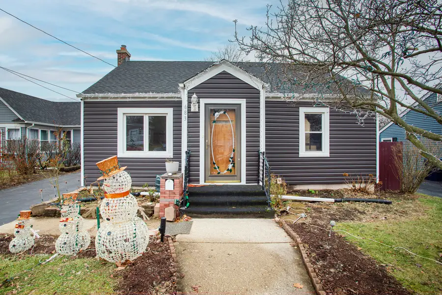 683 Columbia Avenue, Elgin, IL 60120 - #2