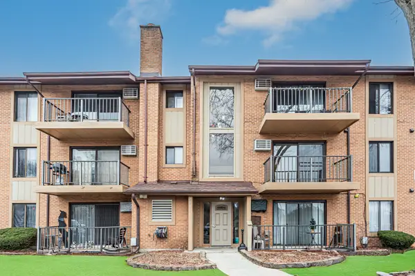 7010 W 110th Street #6, Worth, IL 60482