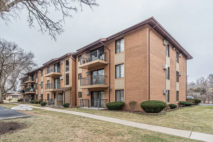 7010 W 110th Street #6, Worth, IL 60482 - Image #3