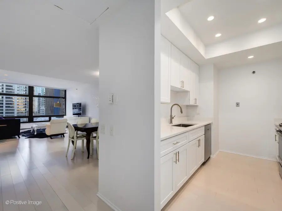 680 N Lake Shore Drive #920, Chicago, IL 60611 - Image #3